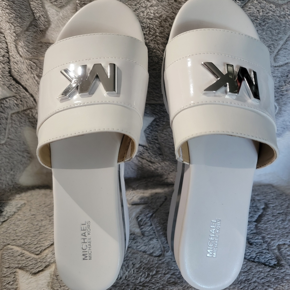 NWB Michael Kors White Wedge Slides